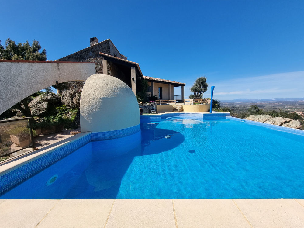 � vendre  Propri�t�/ch�teau Sor�de (66690)