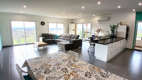   Maison r�cente   Vue d�gag�e   DPE A   5 min Martel Maison - 5 pi�ce(s) - 142 m�