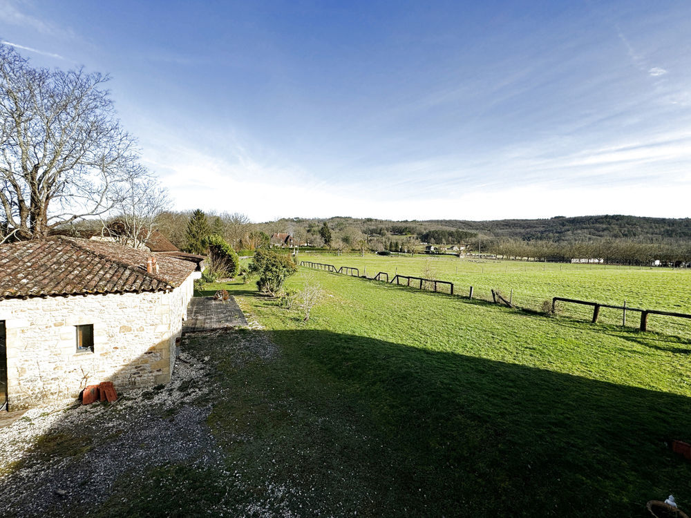 � vendre  Propri�t�/ch�teau Montignac (24290)