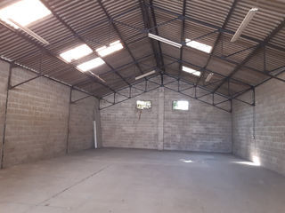  Parking / Garage � louer 258 m�