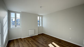  Appartement � louer 4 pi�ces 101 m�