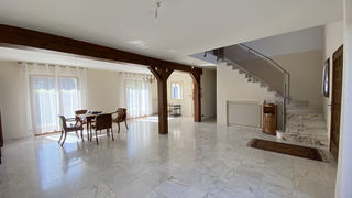  Maison � vendre 8 pi�ces 210 m�