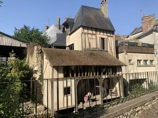  Immeuble � vendre 10 pi�ces 245 m�