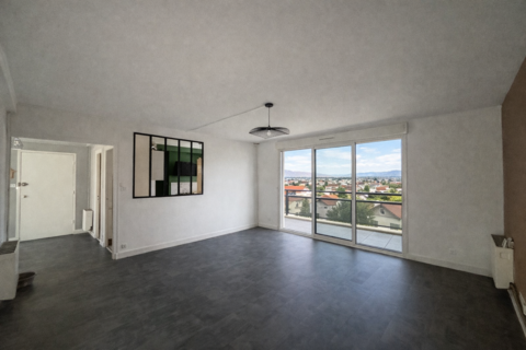   VENDOME Appartement - 4 pi�ce(s) - 90 m�