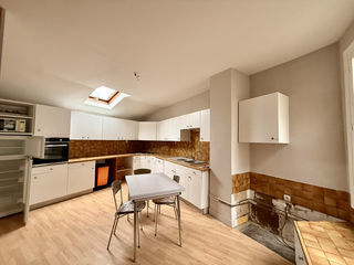  Immeuble � vendre 150 m�