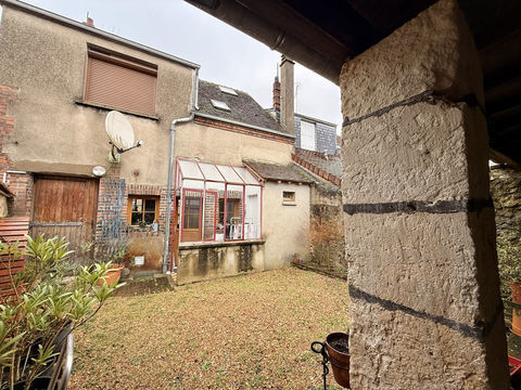   MAISON DE BOURG AVEC JARDIN - CLOYES LES TROIS RIVIERES Maison - 6 pi�ce(s) - 81 m�
