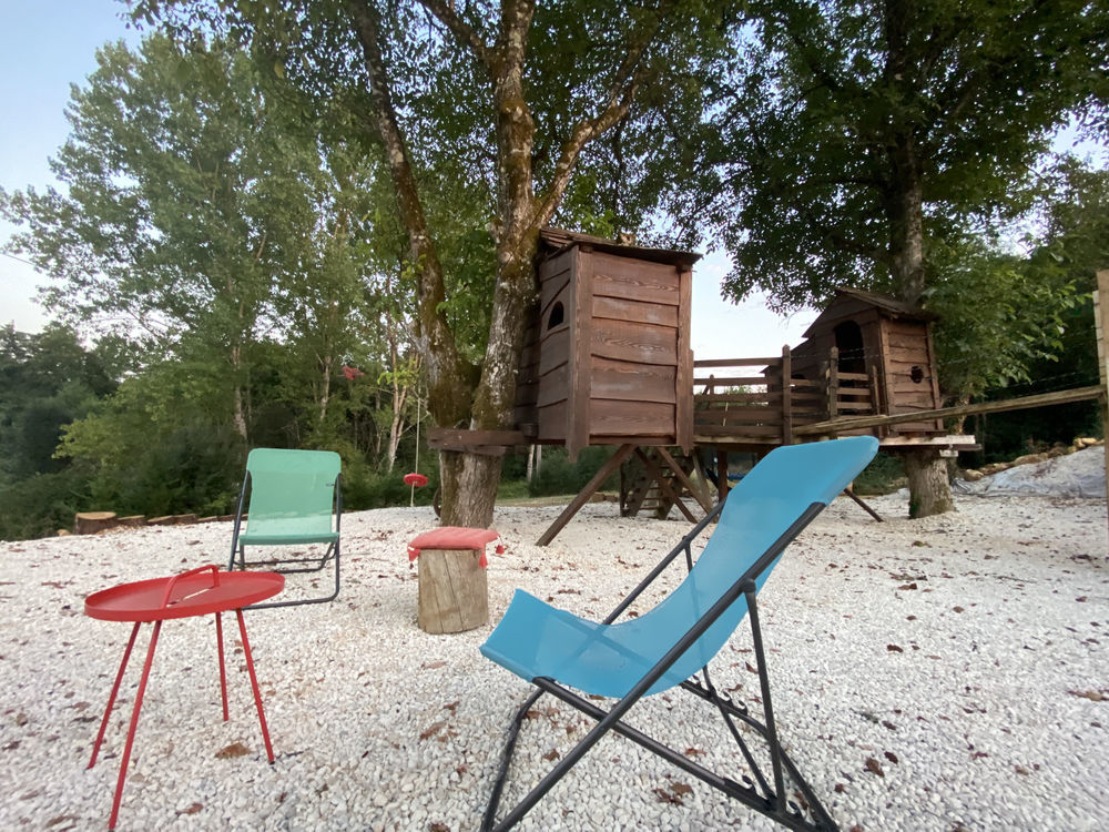 � vendre  Propri�t�/ch�teau Saint-Jean-d'Eyraud (24140)