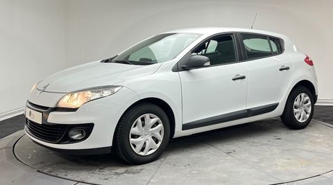 Renault M&eacute;gane III 1.5dCi 90 FAP eco2 Authentique - Soci&eacute;t&eacute; 2pl 2012 occasion F&eacute;rin 59169