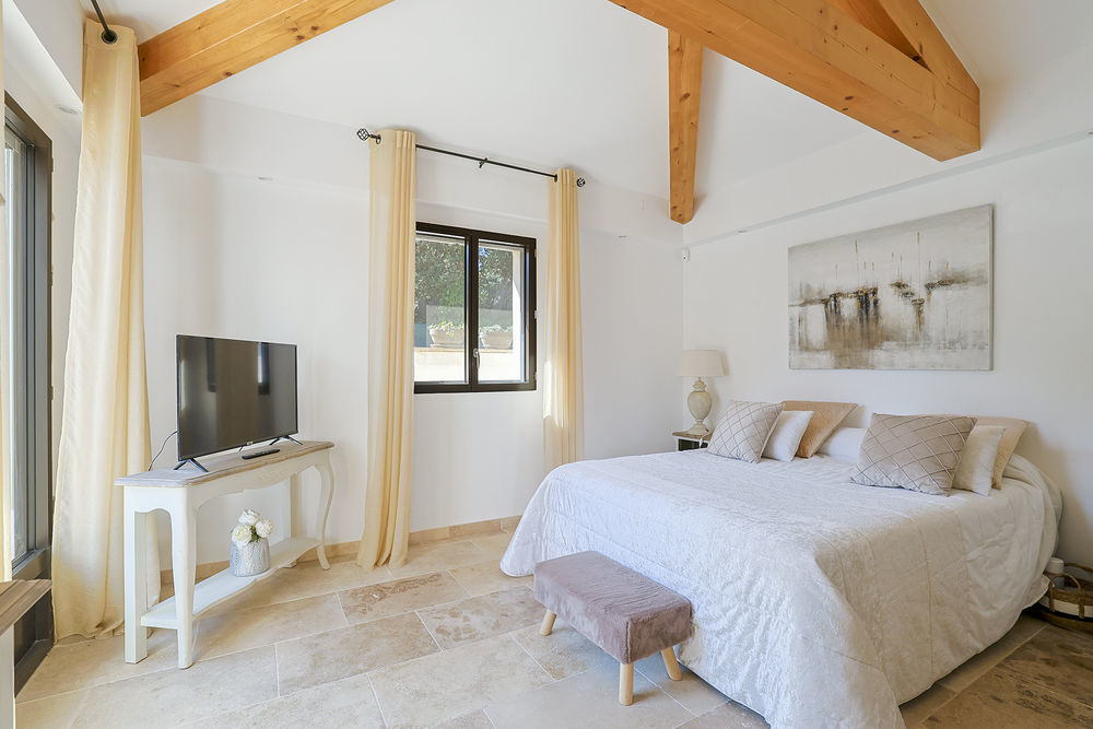 � vendre  Maison Hy�res (83400)