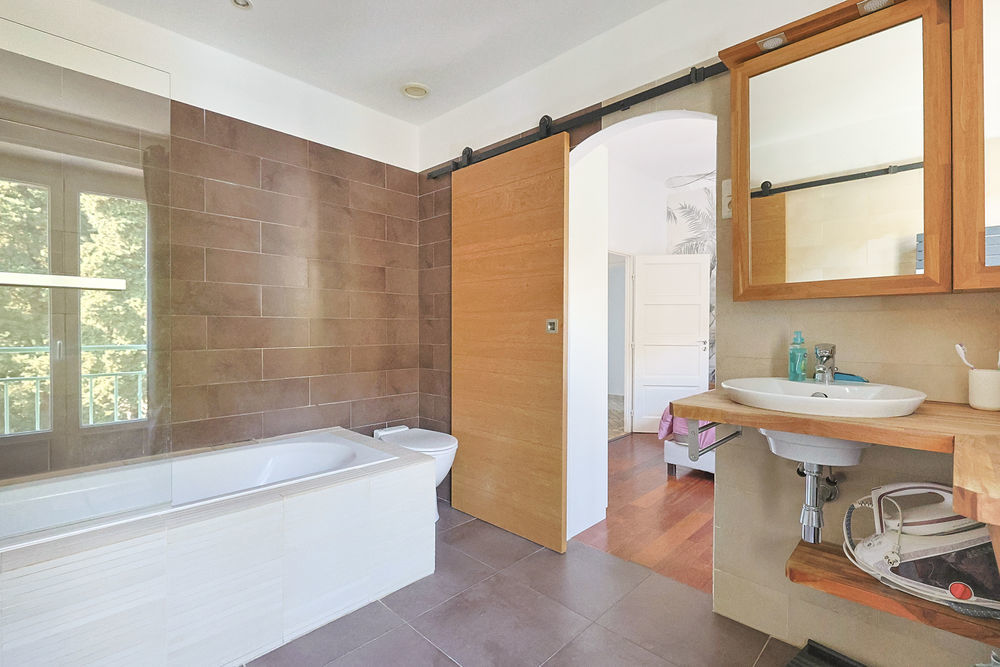 � vendre  Appartement Hy�res (83400)