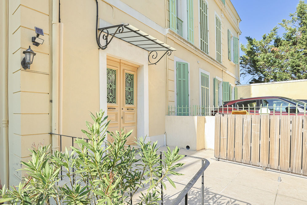 � vendre  Appartement Hy�res (83400)