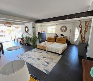  Maison � vendre 6 pi�ces 205 m�