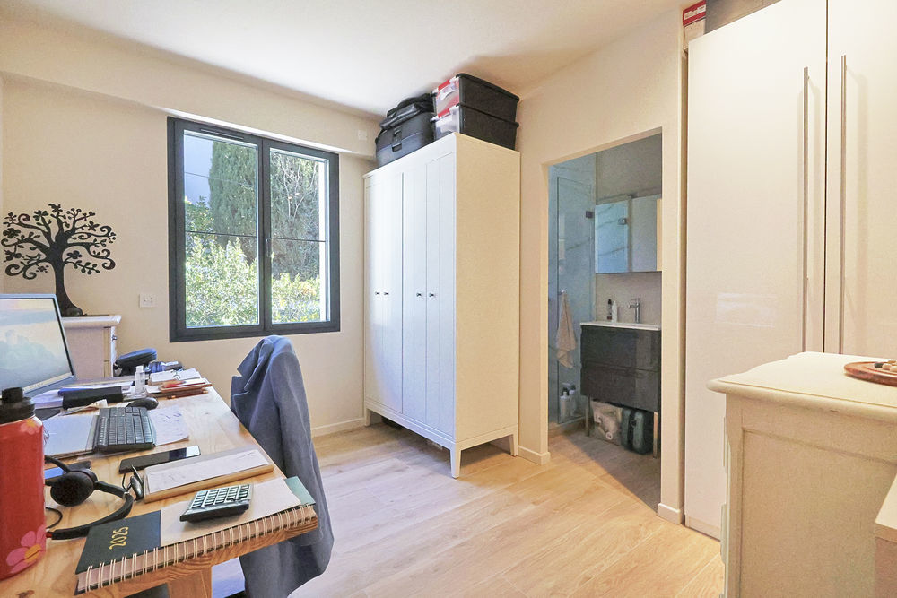 � vendre  Maison Hy�res (83400)