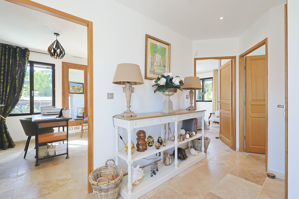 � vendre  Maison Hy�res (83400)