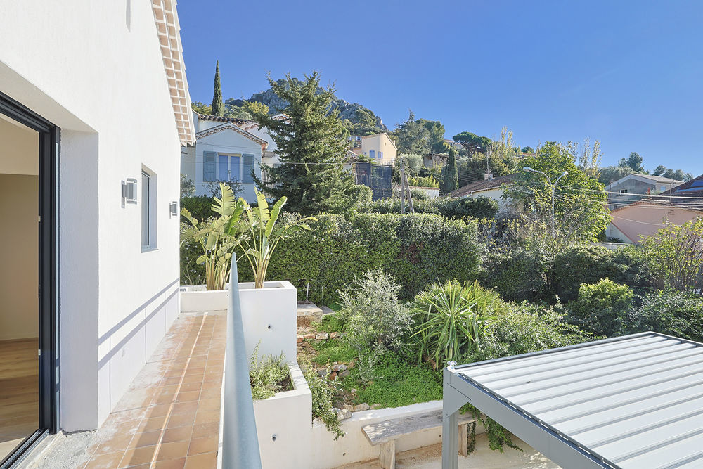 � vendre  Maison Hy�res (83400)