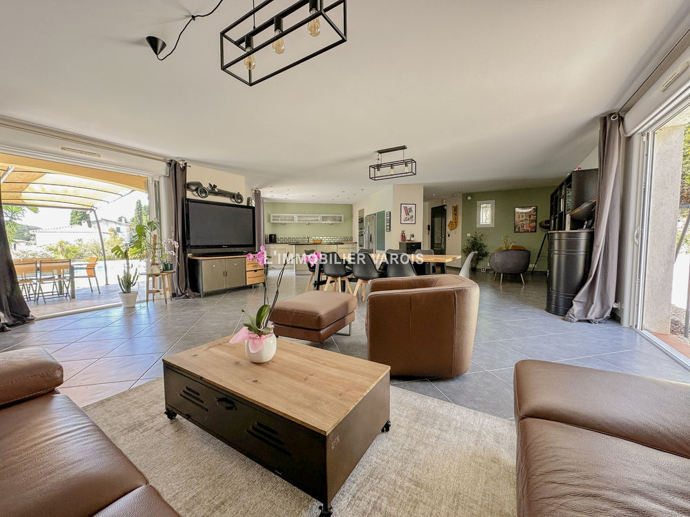 � vendre  Maison Pierrefeu-du-Var (83390)