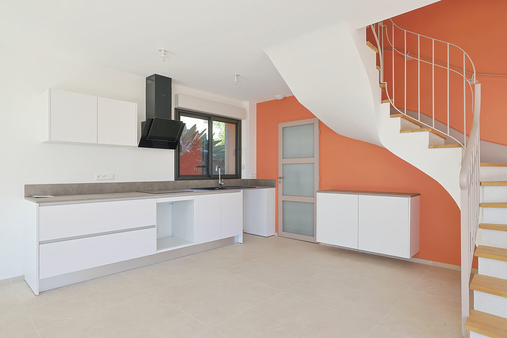 � vendre  Maison Hy�res (83400)