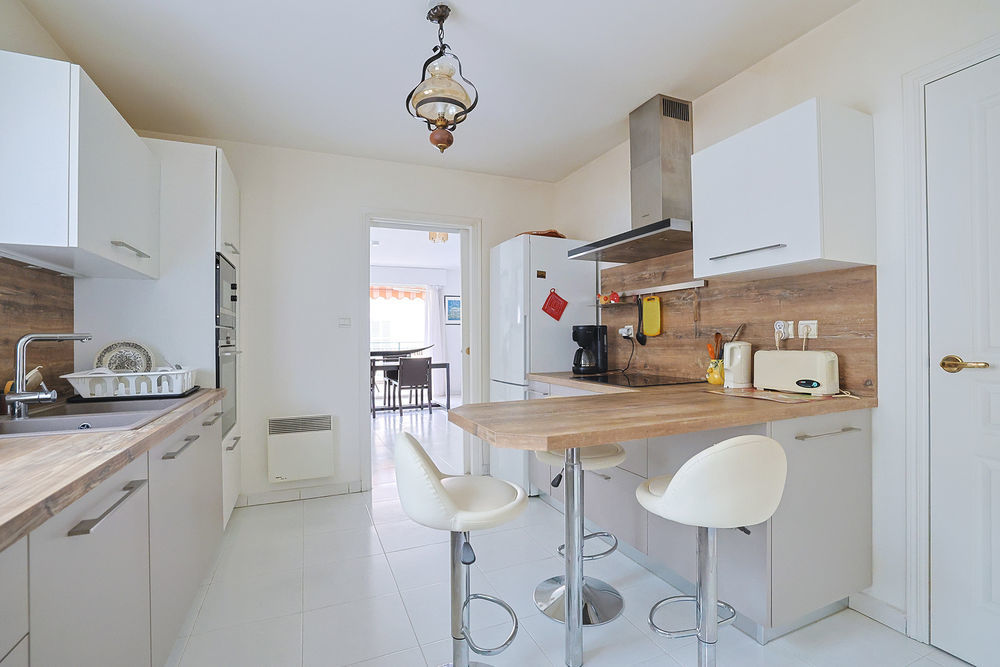 � vendre  Appartement Hy�res (83400)