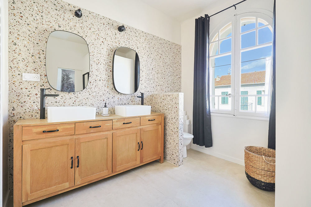 � vendre  Maison Hy�res (83400)