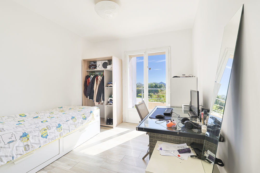 � vendre  Maison La Farl�de (83210)