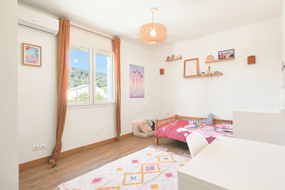 � vendre  Maison Solli�s-Pont (83210)