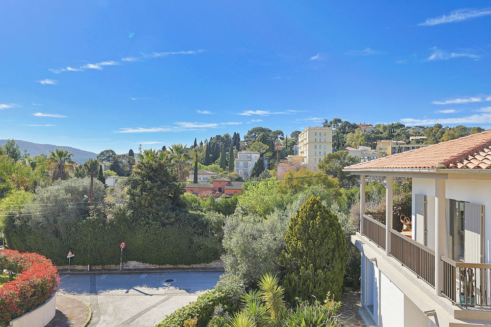 � vendre  Maison Hy�res (83400)