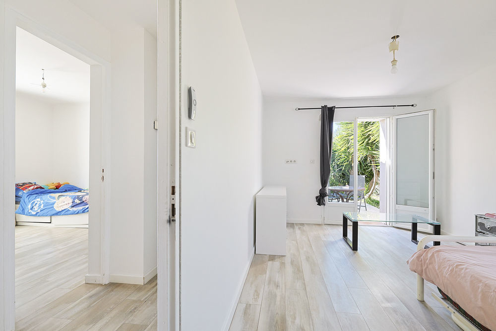 � vendre  Maison La Farl�de (83210)