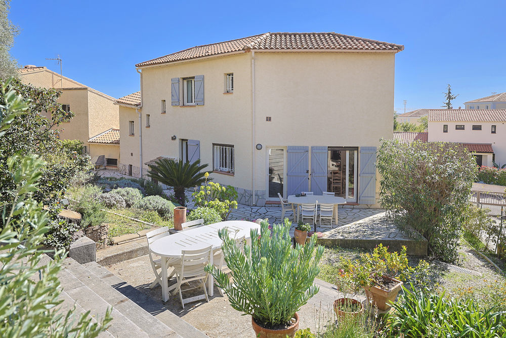 � vendre  Maison Hy�res (83400)