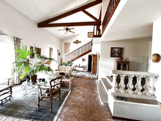  Maison � vendre 13 pi�ces 325 m�