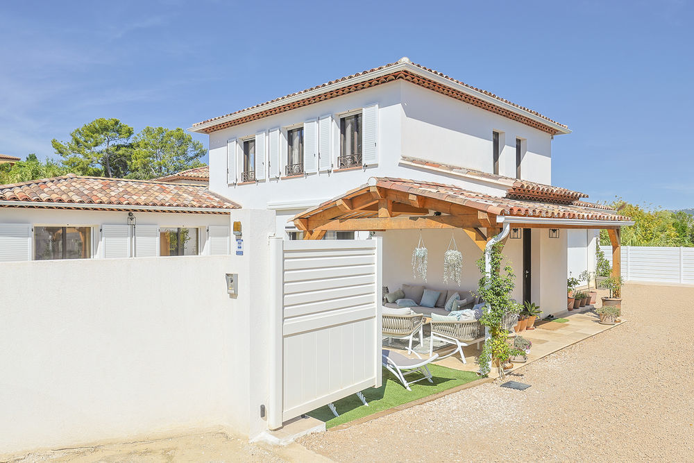 � vendre  Maison Hy�res (83400)