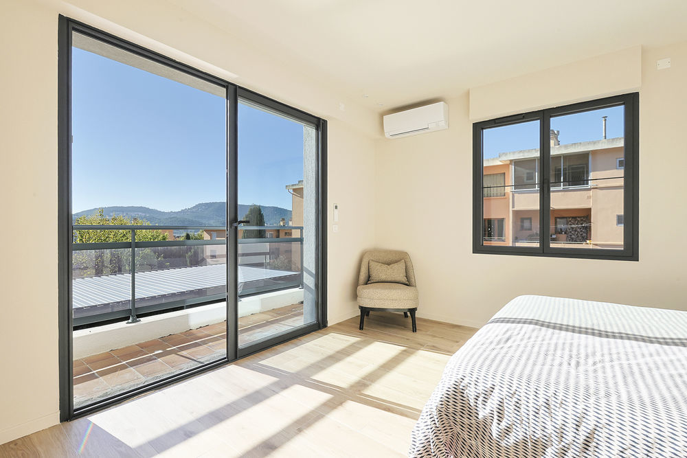 � vendre  Maison Hy�res (83400)