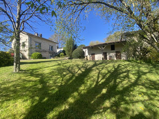  Propri�t�/ch�teau � vendre 9 pi�ces 223 m�