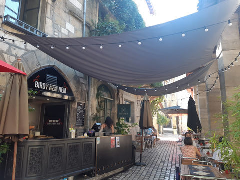 Saint Antonin Noble Val fonds de commerce ou droit au bail 110000 82140 St antonin noble val