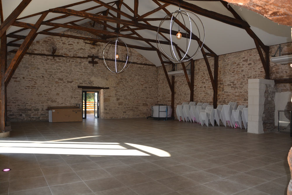 � vendre  Propri�t�/ch�teau Caylus (82160)