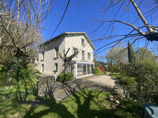  Propri�t�/ch�teau � vendre 9 pi�ces 223 m�