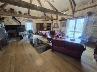  Propri�t�/ch�teau � vendre 10 pi�ces 190 m�