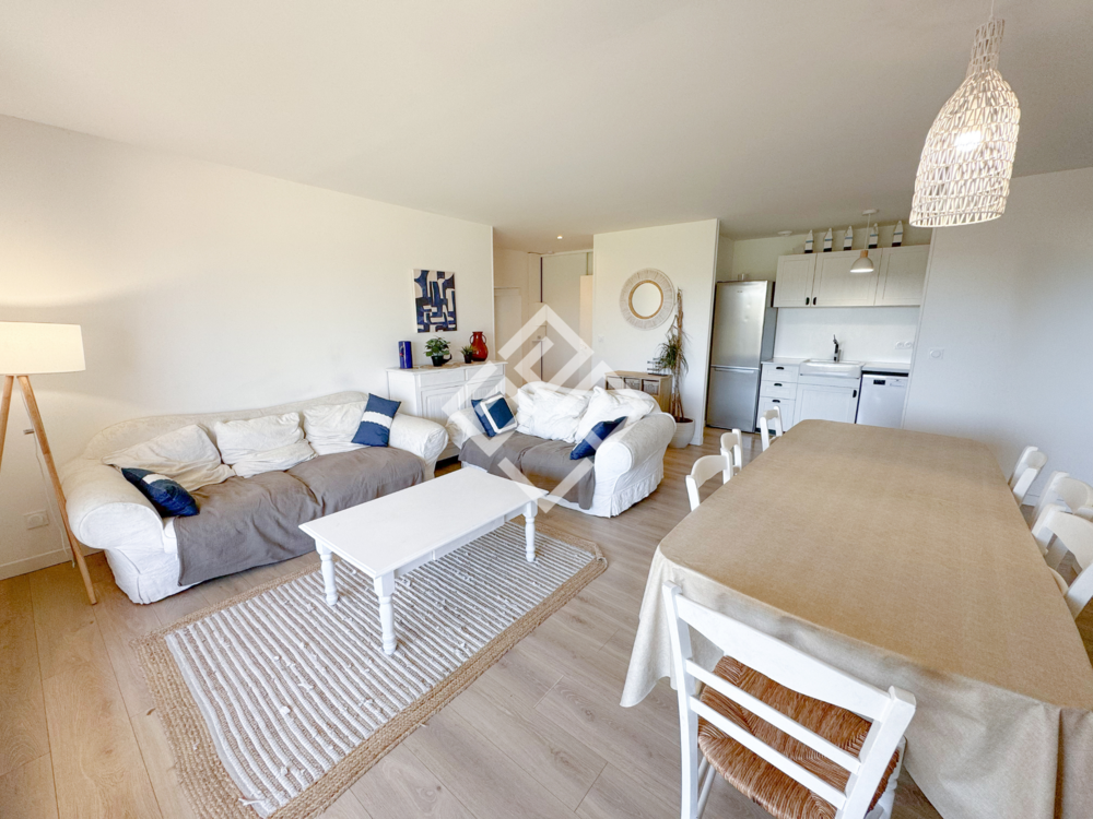 � vendre  Propri�t�/ch�teau Olonzac (34210)