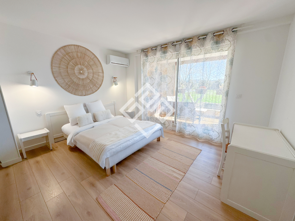 � vendre  Propri�t�/ch�teau Olonzac (34210)