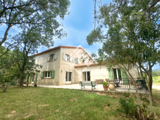  Maison � vendre 8 pi�ces 350 m�