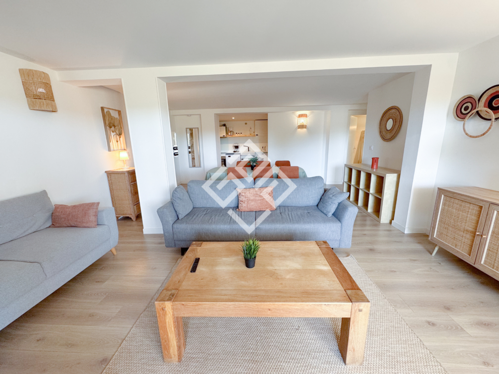 � vendre  Propri�t�/ch�teau Olonzac (34210)