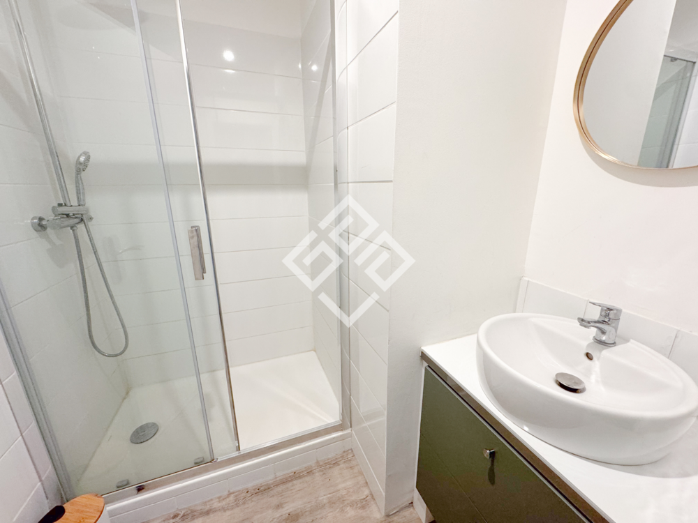 � vendre  Propri�t�/ch�teau Olonzac (34210)