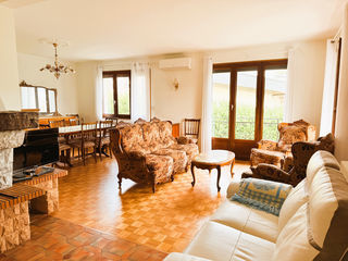  Maison � vendre 7 pi�ces 218 m�