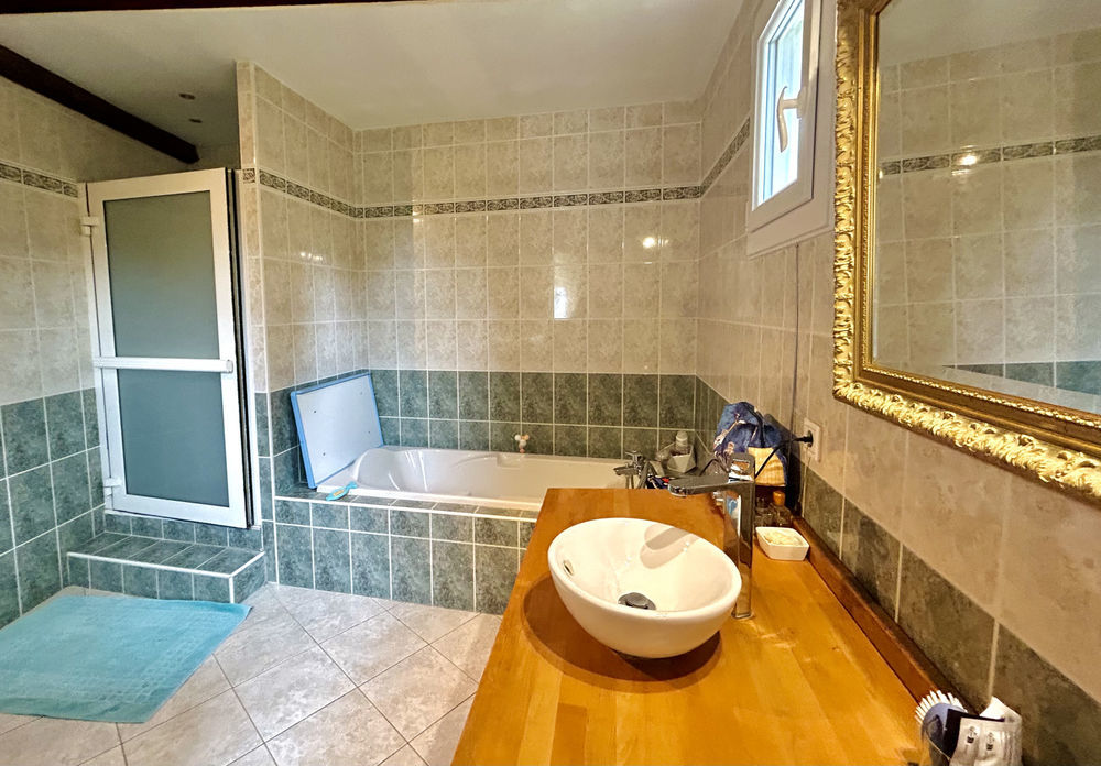 � vendre  Maison Beausemblant (26240)