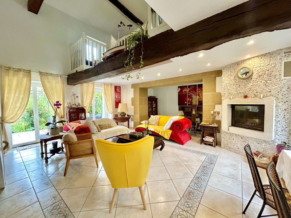 � vendre  Maison Beausemblant (26240)