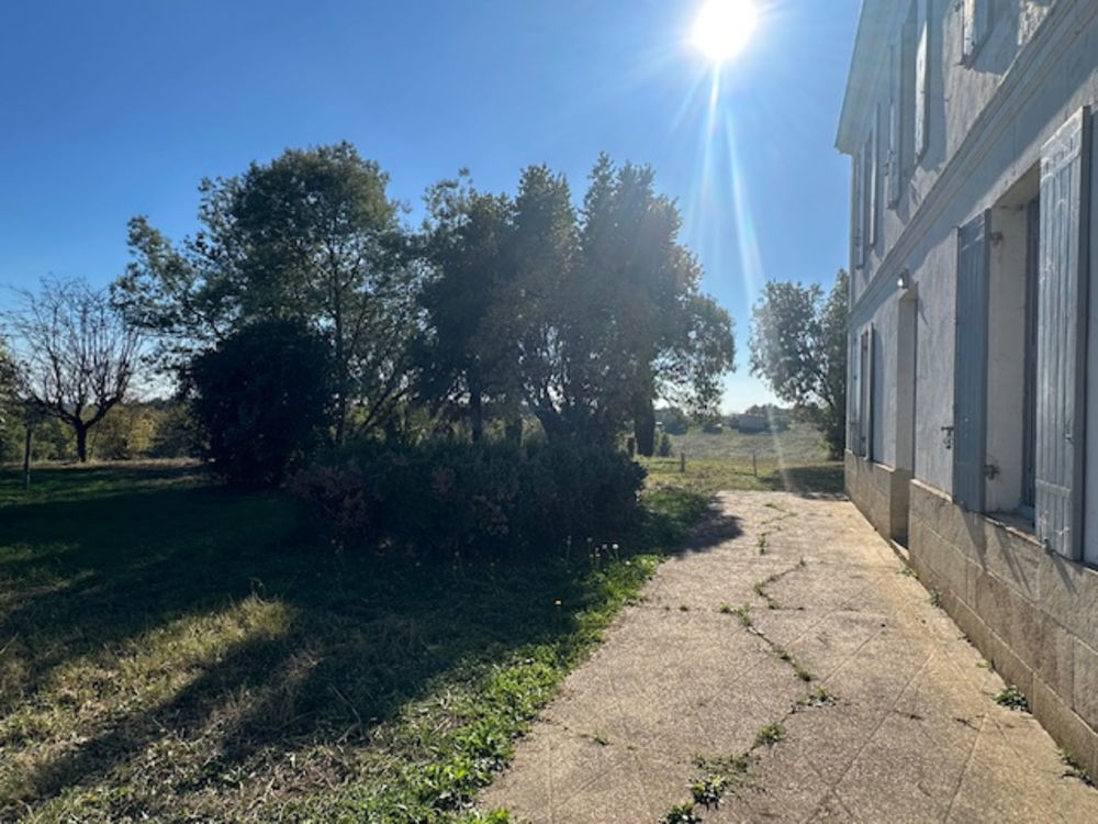 � vendre  Propri�t�/ch�teau Cadillac (33410)