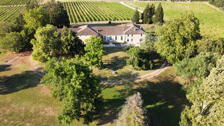  Propri�t�/ch�teau � vendre 8 pi�ces 400 m�