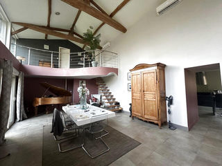  Propri�t�/ch�teau � vendre 9 pi�ces 243 m�