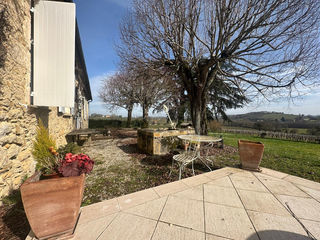  Propri�t�/ch�teau � vendre 6 pi�ces 220 m�