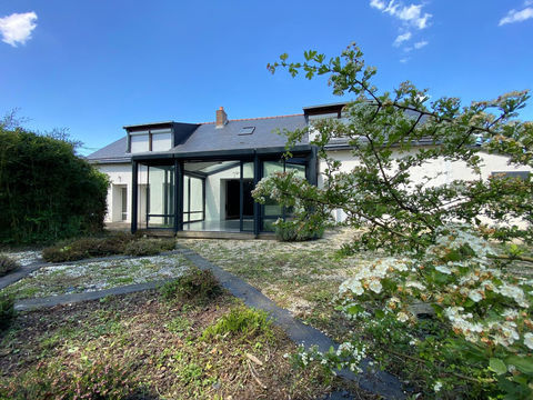   Belle et spacieuse maison de famille Maison - 9 pi�ce(s) - 248 m�