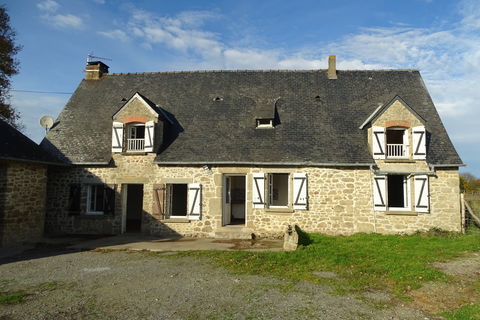   Maison en pierre de 113 m2 avec terrain de 1503 m2 � Montourtier Maison - 6 pi�ce(s) - 113 m�